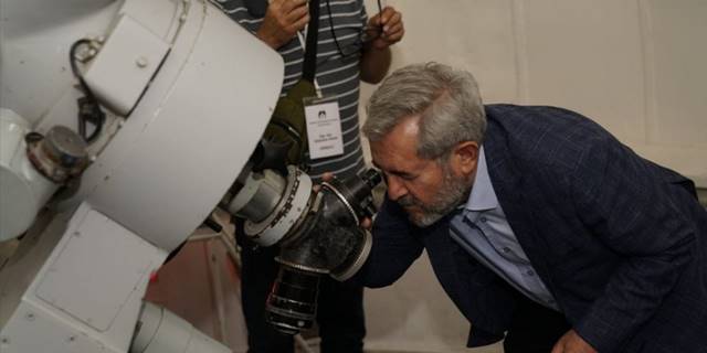 Astronomi meraklıları meteor yağmurunu izlemek için rasathanede buluştu