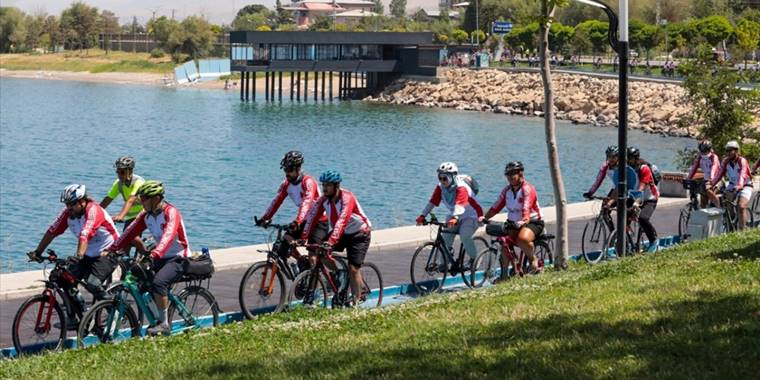 Van'da '4. Van Denizi Bisiklet Festivali' başladı