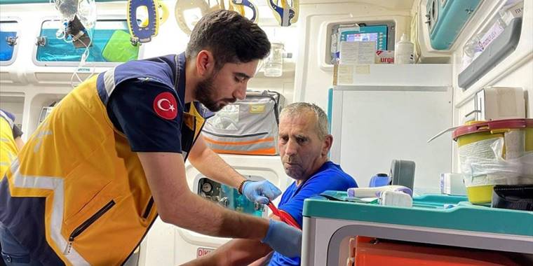 Isparta'da 1 kişinin hayatını kaybettiği Yazılı Kanyon'da mahsur kalan diğer 3 kişi kurtarıldı