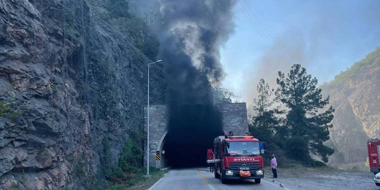 Karabük'te tünelde alev alan tankerdeki yangın söndürüldü
