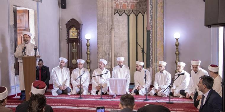 Erbaş, Kosova'da hafızlık icazet merasimine katıldı