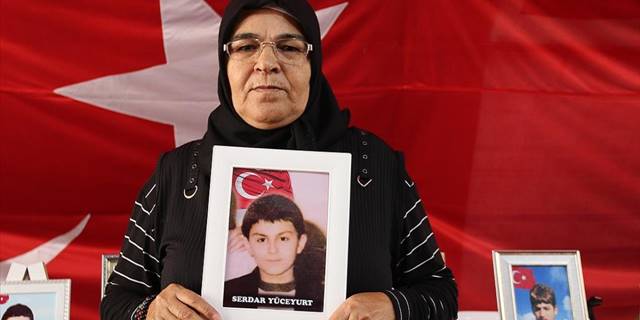 Diyarbakır annelerinden Yüceyurt: Oğlum devletimize teslim ol