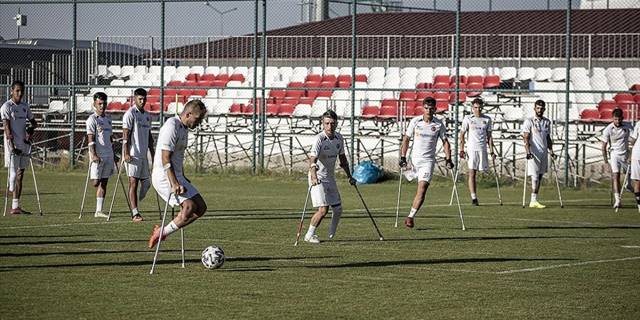 Ampute Futbol Milli Takımı kendi seyircisi önünde Dünya Kupası'nı kaldırmak istiyor