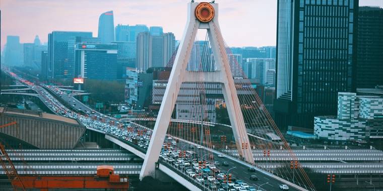 Siçuan'da kuraklık nedeniyle fabrikalardaki elektrik kesintileri devam ediyor