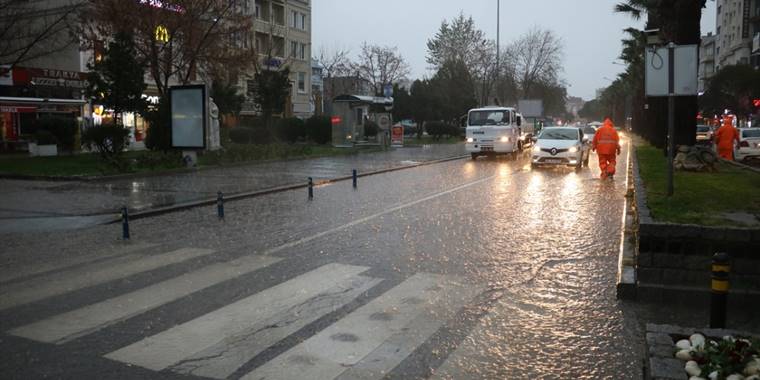 Çanakkale'de beklenen sağanak nedeniyle hamile ve engelli personele idari izin