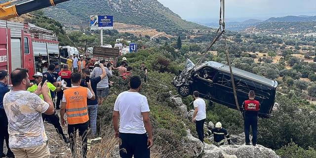 Sanatçı İbrahim Tatlıses Bodrum'da trafik kazası geçirdi