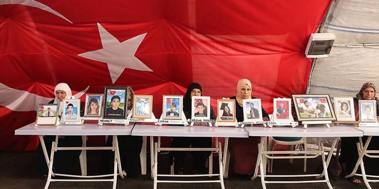 "Evlat Nöbeti Çalıştayı"nın 25 maddeden oluşan sonuç bildirgesi açıklandı