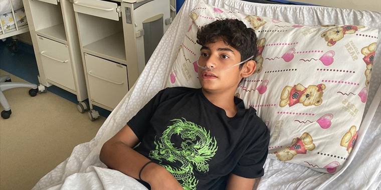 Tekirdağ'da köpekten kaçarken hafif ticari aracın çarptığı çocuk yaralandı