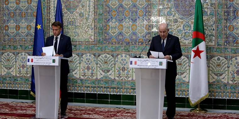 Cezayir ve Fransa liderleri, ikili ilişkilerde yeni sayfa açmakta anlaştı