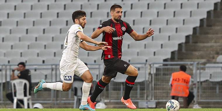 Fatih Karagümrük 3 puanı 4 golle aldı