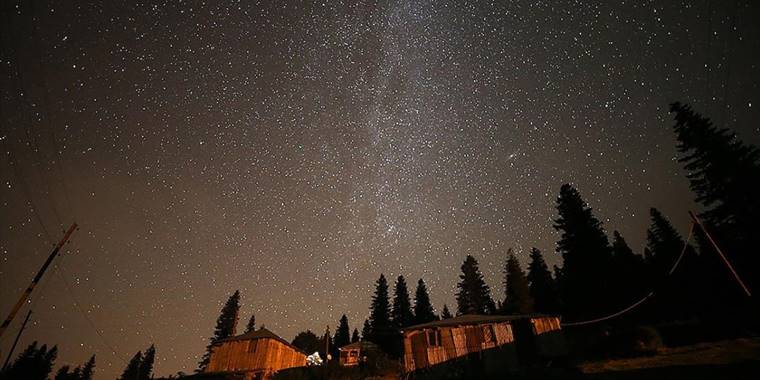 Giresun'da "yıldız fotoğrafçıları" Gölyanı Yaylası'nda bir araya geldi