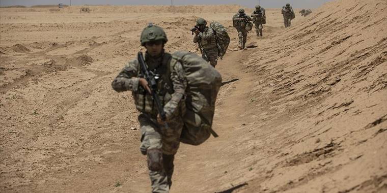 Mehmetçik eli tetikte Barış Pınarı bölgesinde güvenliği tesis ediyor