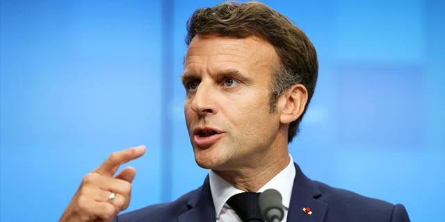 Macron, Paris'te Polonya Başbakanı Morawiecki ile görüştü