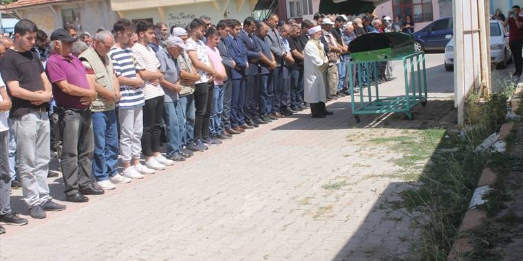 Hakim Nagihan Sel memleketi Yozgat'ta toprağa verildi