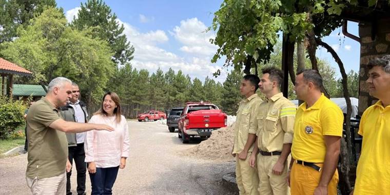 Milletvekili Emine Nur Günay, orman işçilerini ziyaret etti