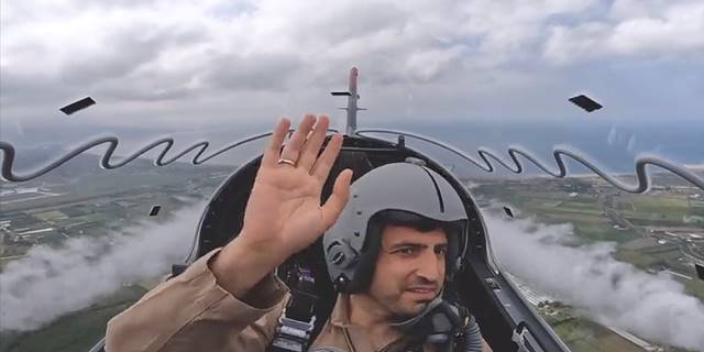 Baykar Teknoloji Lideri Bayraktar'ın "Hürkuş" uçuşundaki kokpit görüntüleri yayınlandı
