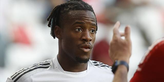 Michy Batshuayi Fenerbahçe için İstanbul'a geliyor