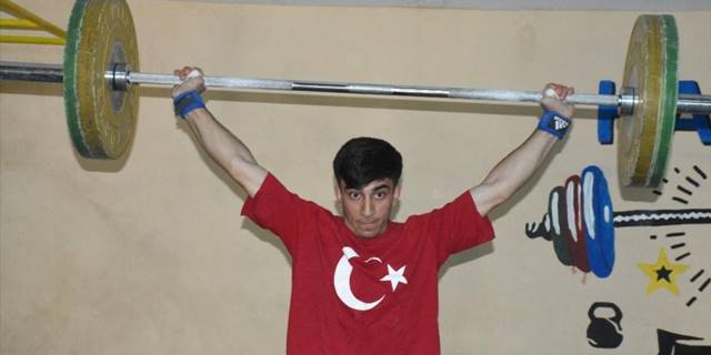 Türkiye ikincisi halterci Harun Algül gözünü Avrupa şampiyonluğuna dikti