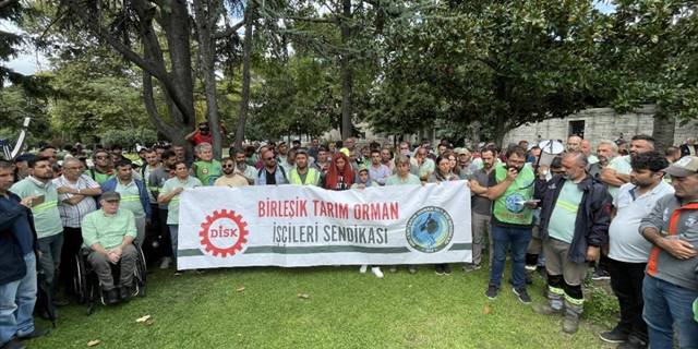 İBB Ağaç ve Peyzaj AŞ işçilerinden 'düşük maaş' protestosu