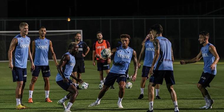 Trabzonspor'un Ferencvaros maçı programı belli oldu