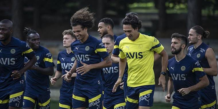 Fenerbahçe'de Dinamo Kiev maçı hazırlıkları başladı