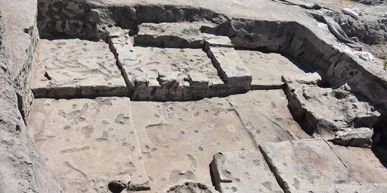 Çatalhöyük'te 8 bin 200 yıllık inanç yapısı bulundu