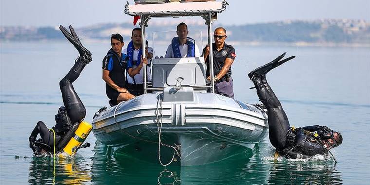 Karanlık suların 'delil avcısı' polisleri: Kurbağa adamlar