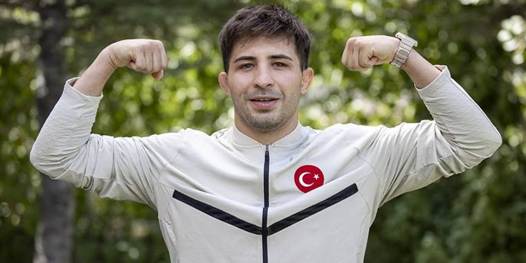 Milli güreşçi Süleyman Atlı'nın hayali 'dünya şampiyonluğu kemeri'