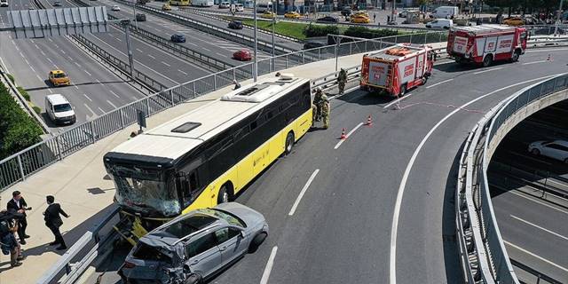 Fatih'te 14 kişinin yaralandığı zincirleme kazaya karışan İETT şoförünün ifadesi ortaya çıktı