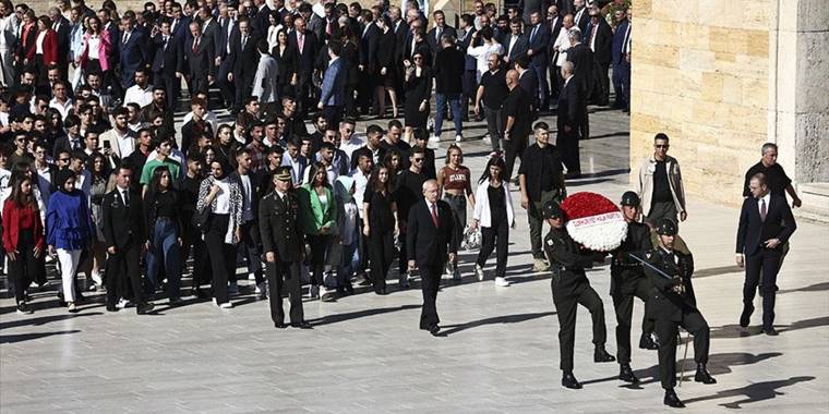 CHP 99'uncu kuruluş yılını kutluyor