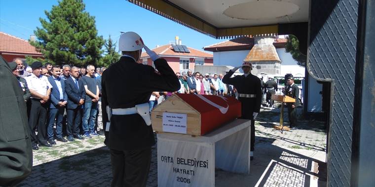 Vefat eden Kıbrıs gazisi Çankırı'da son yolculuğuna uğurlandı