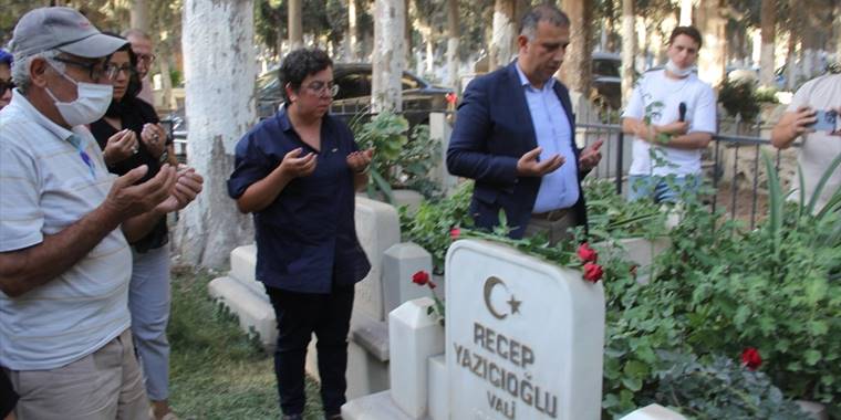 Merhum Vali Recep Yazıcıoğlu Aydın'daki kabri başında anıldı