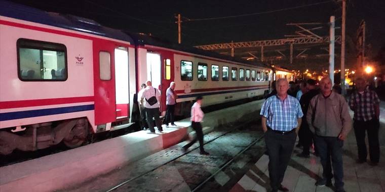 Ankara-Kayseri demir yolu yeniden ulaşıma açıldı