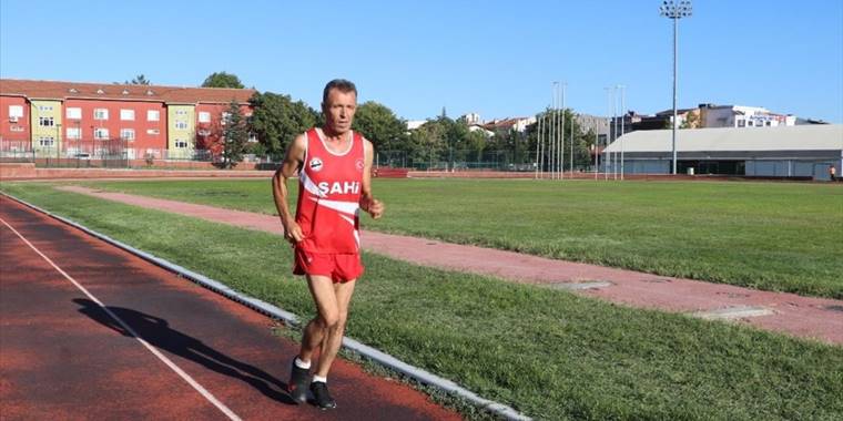 Master milli atlet, Balkan Şampiyonası'na hazırlanıyor