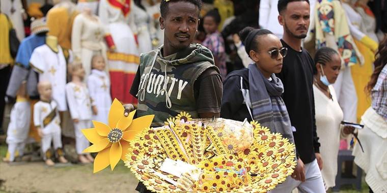 Kendine has takvim ve saat sistemi kullanan Etiyopya, yeni yılı 2015'e girdi