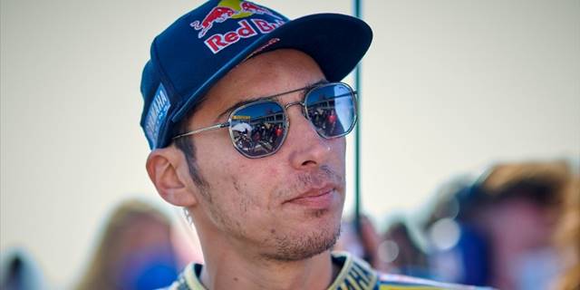 Milli motosikletçi Toprak Razgatlıoğlu, Fransa'da "Superpole" yarışında birinci oldu