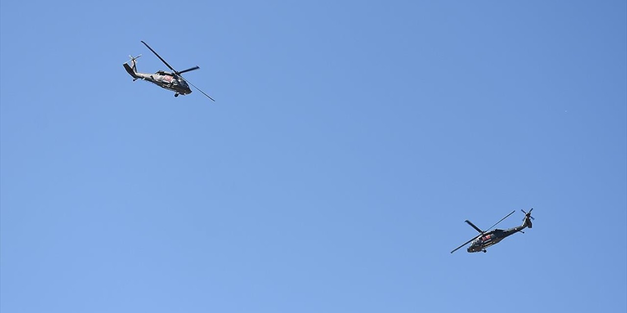 741. Söğüt Ertuğrul Gazi'yi Anma ve Yörük Şenlikleri gösteri uçuşuyla sona erdi