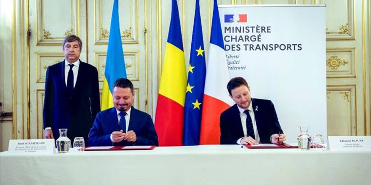 Fransa ve Romanya, Ukrayna tahılının ihracatını kolaylaştırmak için anlaşma imzaladı