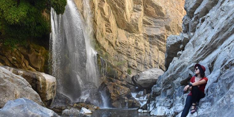 Hakkari'deki Sineber Şelalesi doğa tutkunlarının yeni rotası oldu