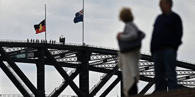 Kraliçe Elizabeth'in ölümü Avustralya'da monarşi tartışmalarını yeniden gündeme getirdi