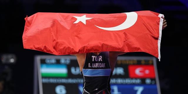 Grekoromen Güreş Milli Takımı, dünya şampiyonu oldu