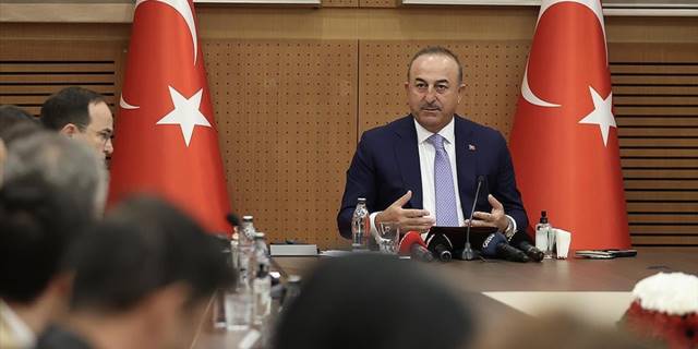 Kraliçe 2. Elizabeth'in cenaze töreninde Türkiye'yi Bakan Çavuşoğlu temsil edecek