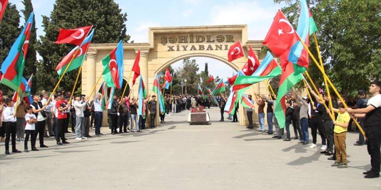 Ermenistan'ın provokasyonu sonucu çıkan çatışmalarda Azerbaycan'ın şehit sayısı 71'e çıktı