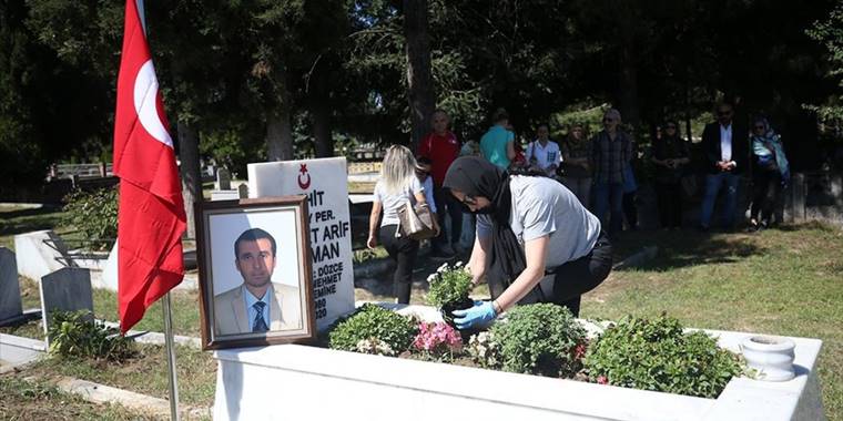 'İyilik yolu'nda şehit düşen Kızılay personelinin acısı tazeliğini koruyor