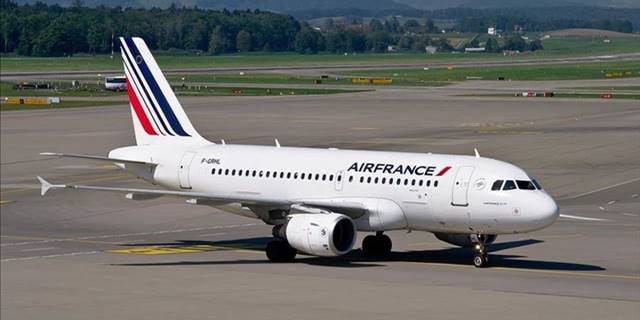 Fransa'da yarınki grev nedeniyle Air France uçuşlarının yarısından fazlası iptal edildi