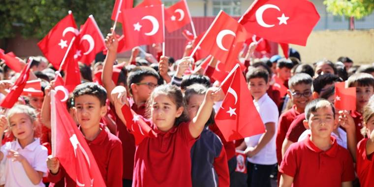 Çubuk'ta İlköğretim Haftası kutlandı