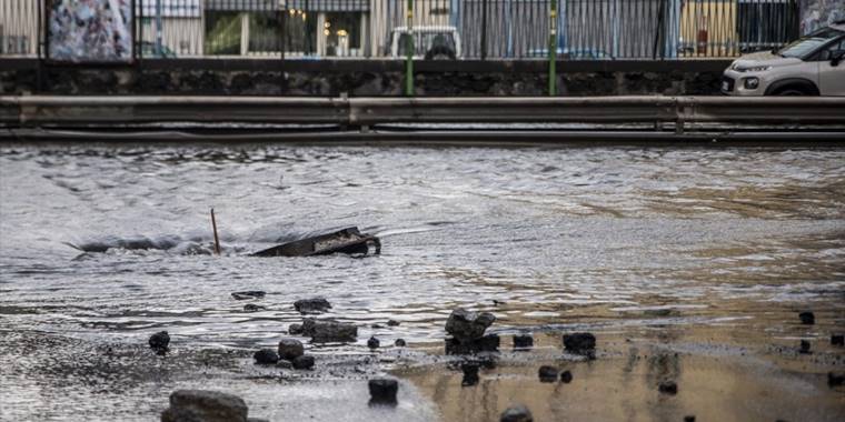 İtalya'da meydana gelen selde 7 kişi hayatını kaybetti
