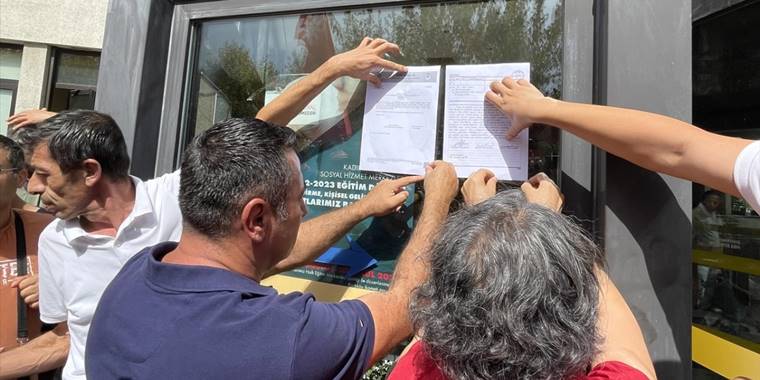 Kadıköy Belediyesine grev kararı asıldı