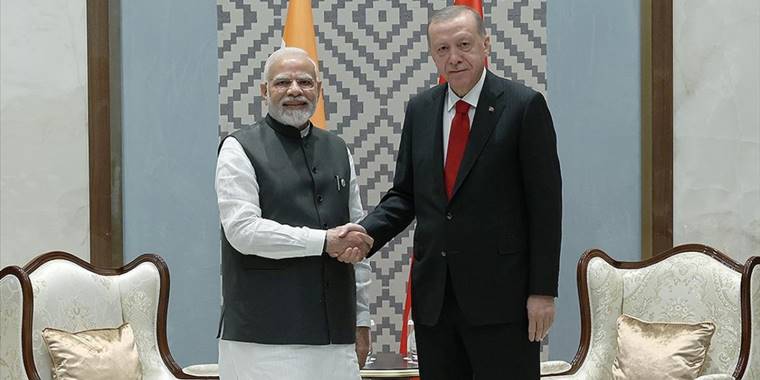Hindistan Başbakanı Modi'den Cumhurbaşkanı Erdoğan'la görüşmesi hakkında Türkçe paylaşım