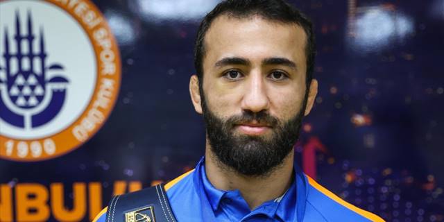 Milli güreşçi, "Lewandowski gibi sevinme" hayalini altın kemer kazanarak gerçekleştirdi